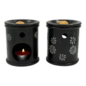 Aromalamp  speksteen zwart, gekerfde ronde bloemen