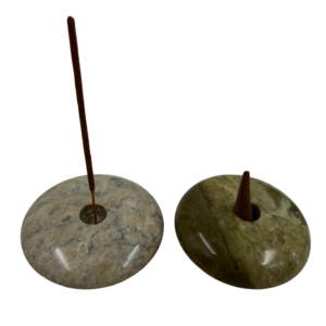 Wierook speksteen discus licht